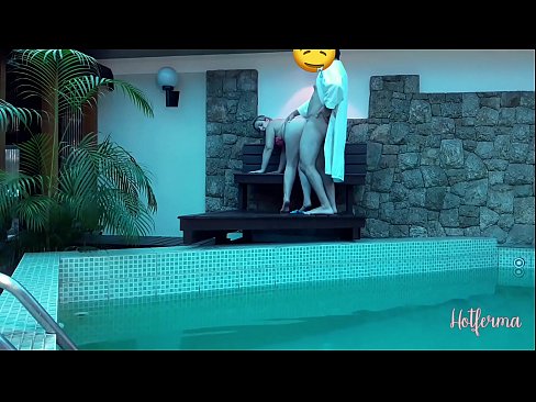 ❤️ 老板邀请女佣去泳池，却忍不住要来个热辣的 ❤️ at us zh-cn.com-porn-mz.ru️❤